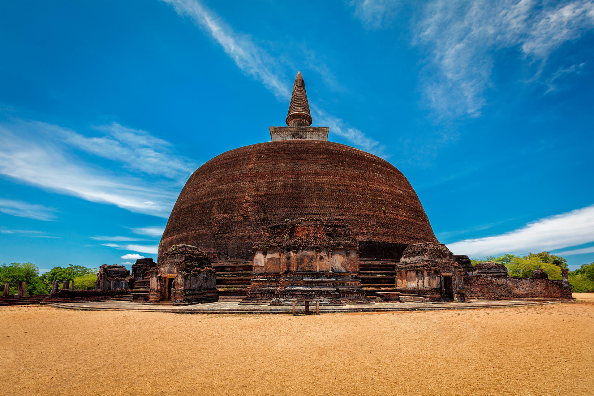 buddhist-dagoba-stupa-in-ancient-city-of-pollonar-2023-11-27-04-52-27-utc