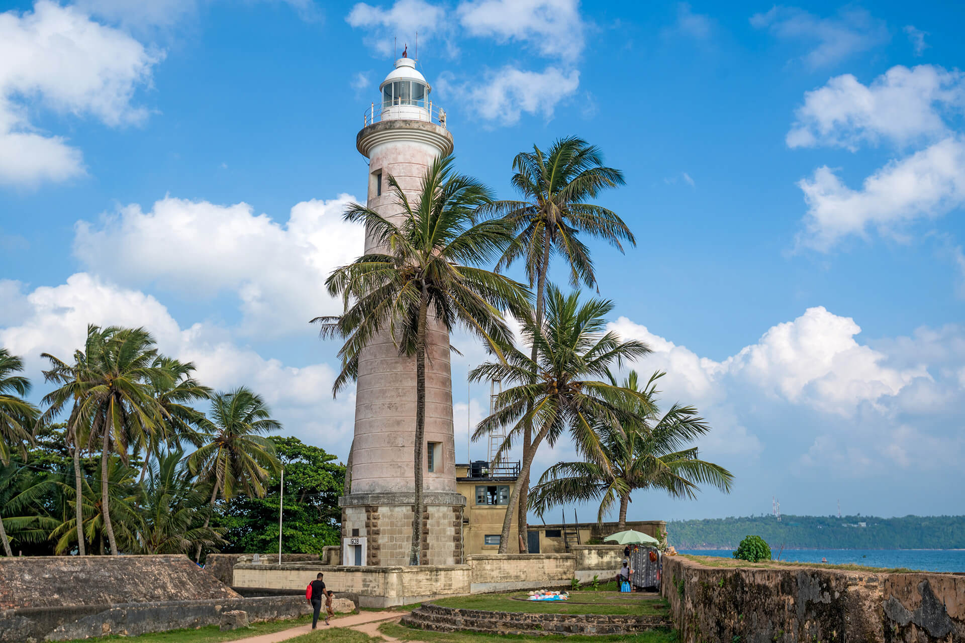 lighthouse-in-galle-2023-11-27-05-14-49-utc