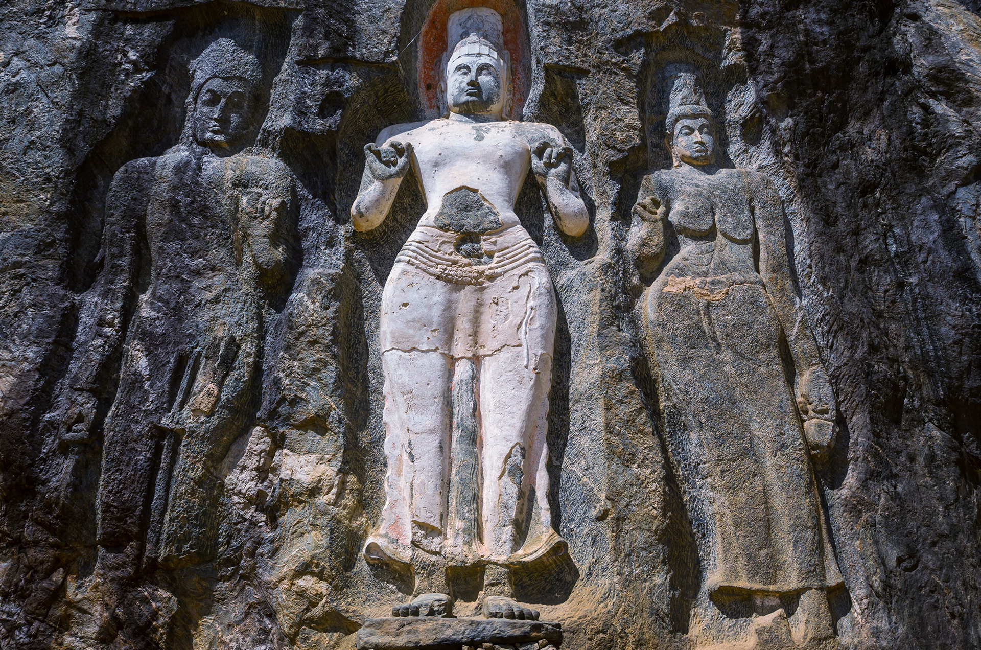 Carved Buddhist Sculpture Rock in Buduruvagala (UNESCO World Heritage Site),  Sri Lanka, South Asia